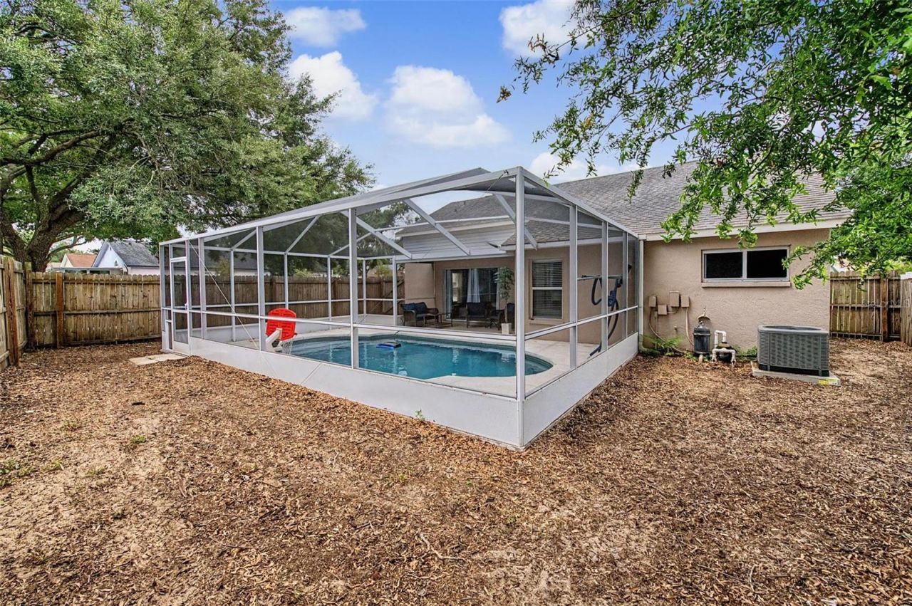 655 Sand Ridge Drive , Valrico, FL 33594 Photo