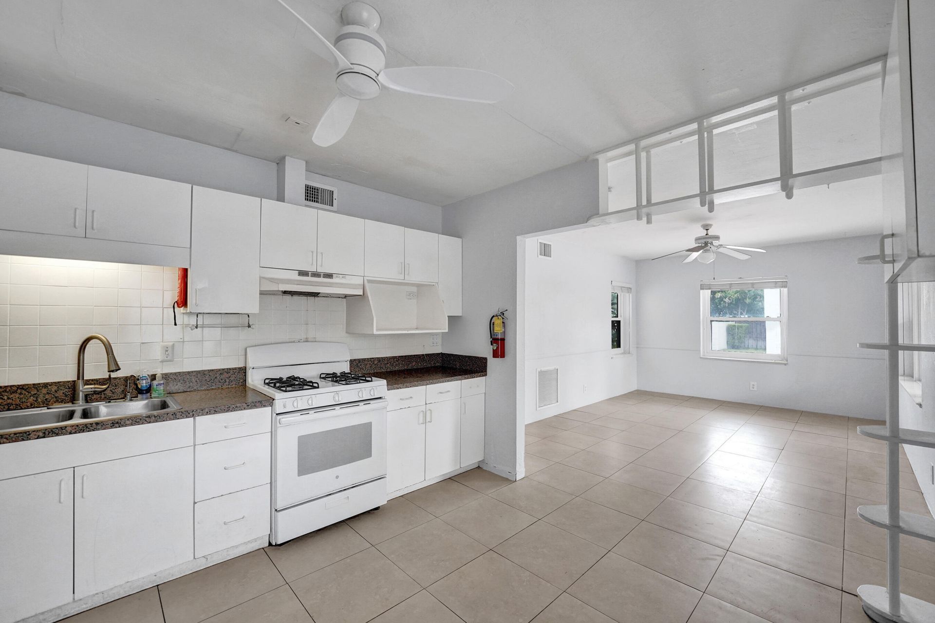 816 SE 12th Street, Fort Lauderdale, FL 33316 Photo
