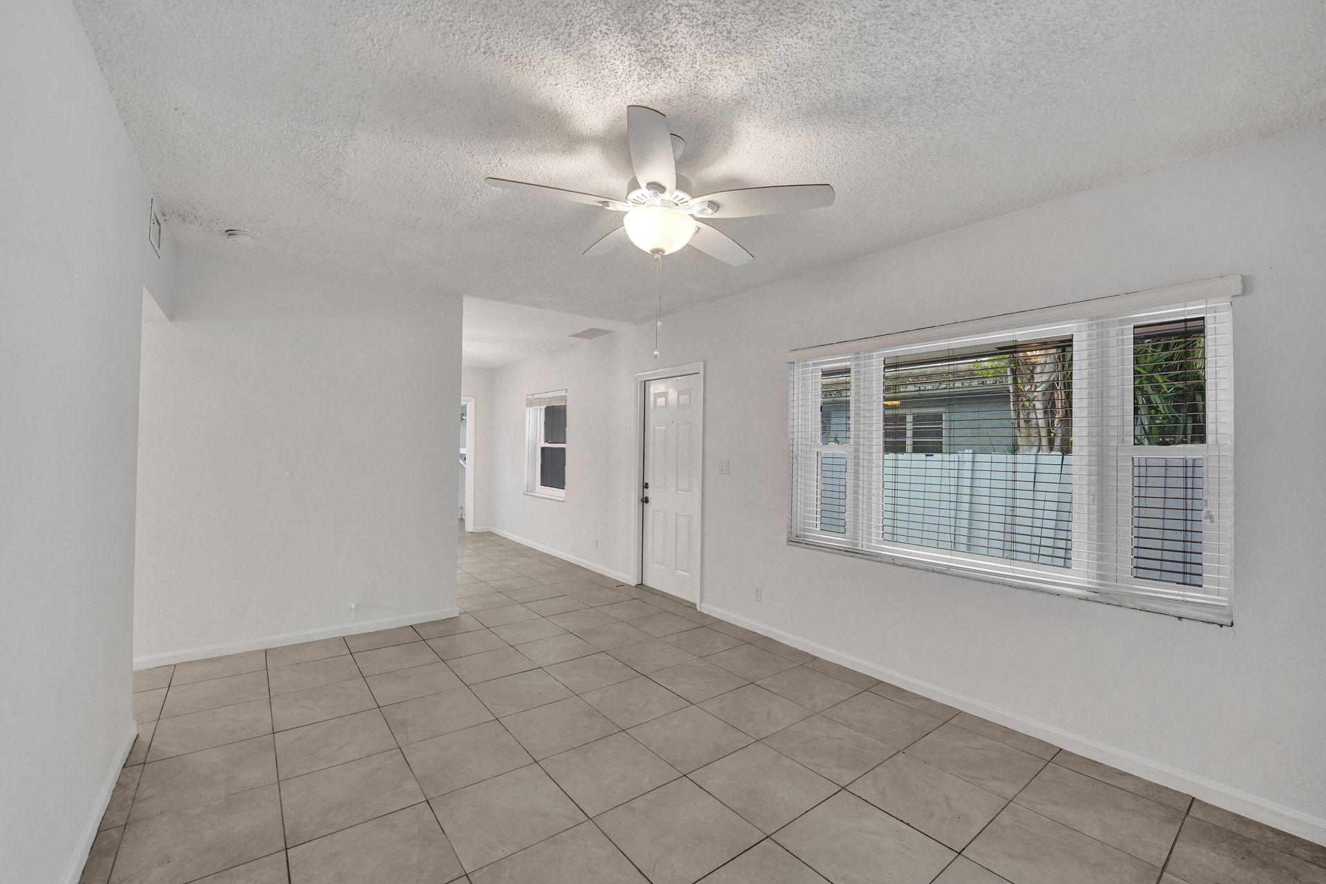 816 SE 12th Street, Fort Lauderdale, FL 33316 Photo