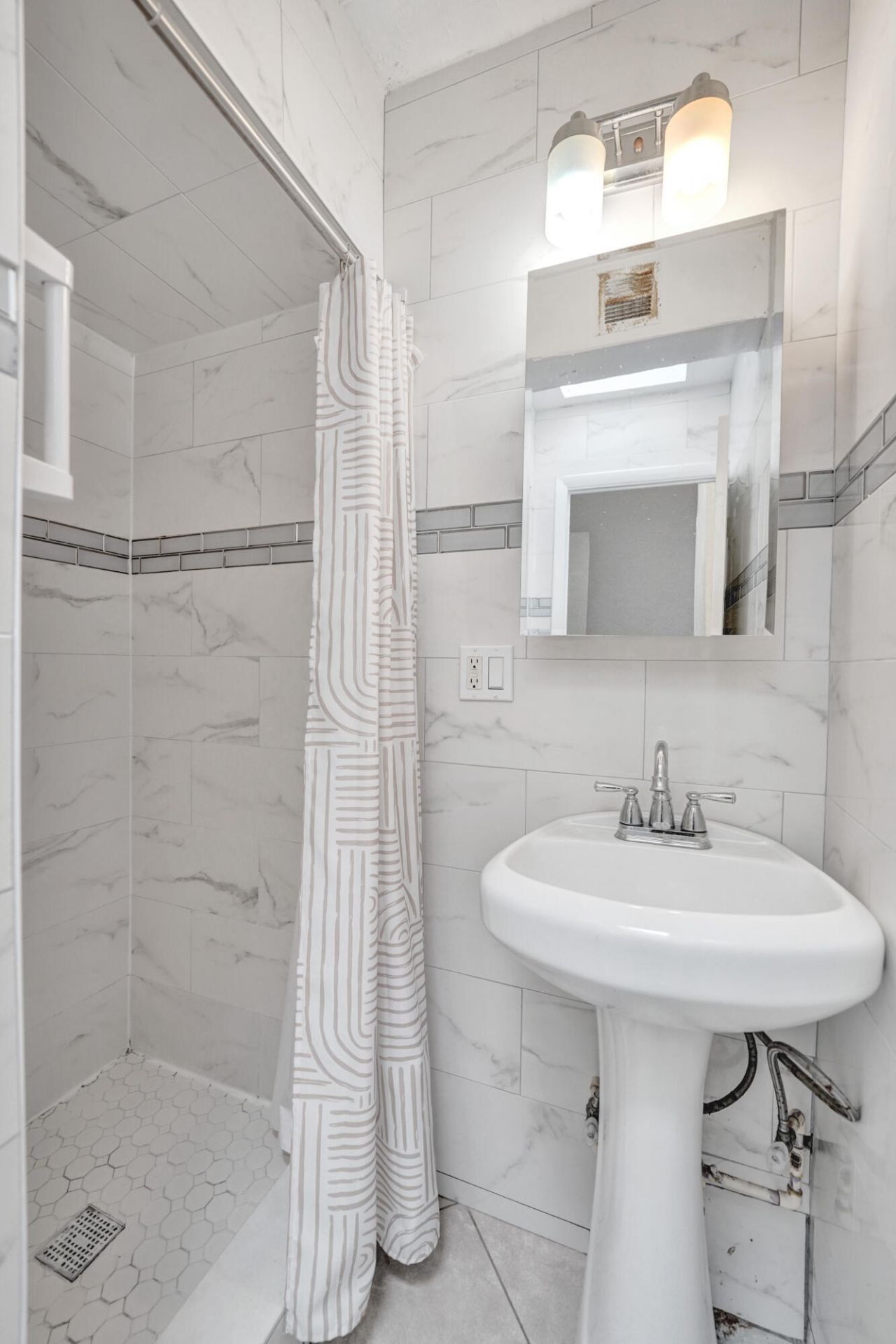 816 SE 12th Street, Fort Lauderdale, FL 33316 Photo