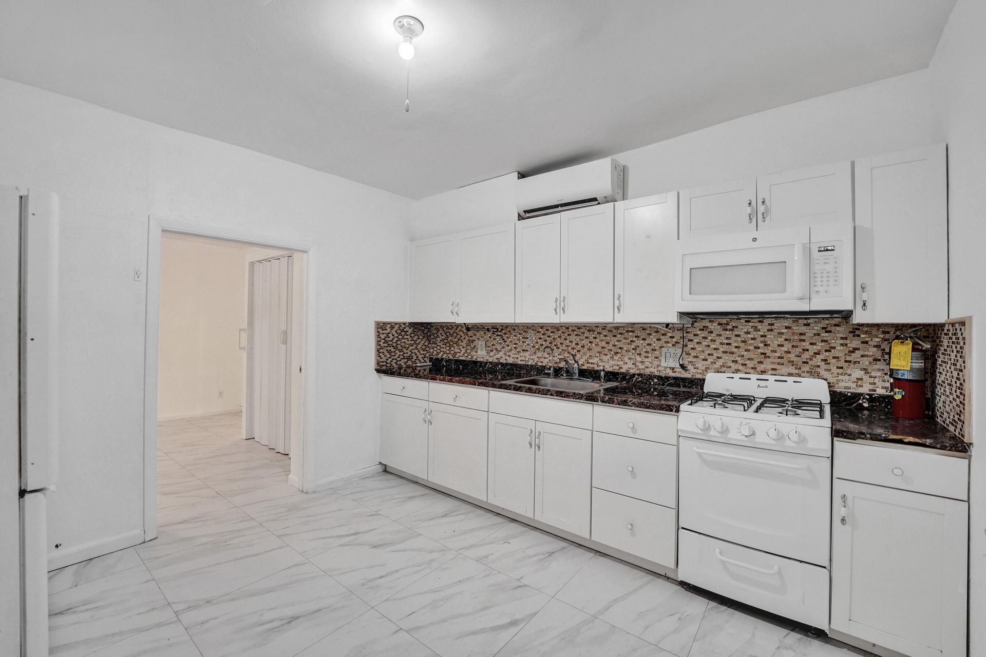 816 SE 12th Street, Fort Lauderdale, FL 33316 Photo