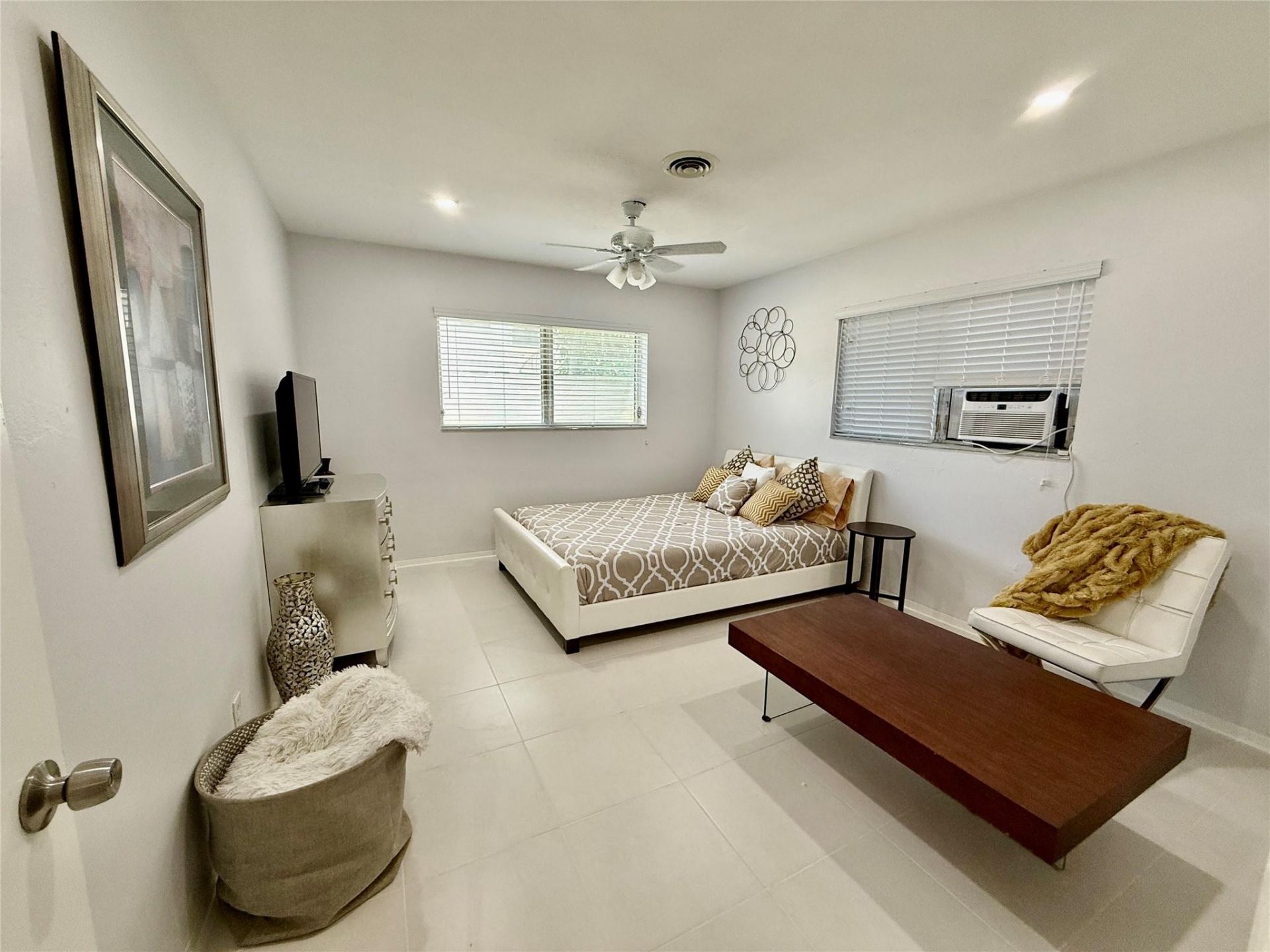 23 NE 19th Avenue, Pompano Beach, FL 33060 Photo