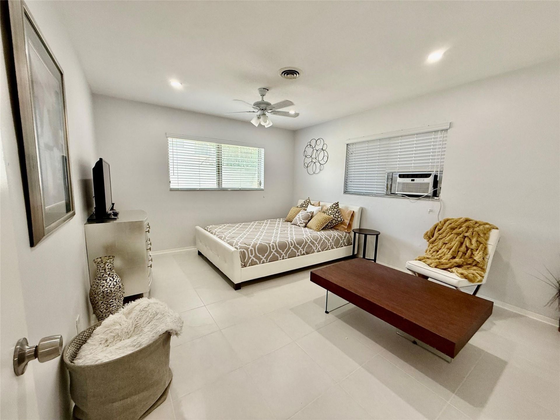 23 NE 19th Avenue, Pompano Beach, FL 33060 Photo