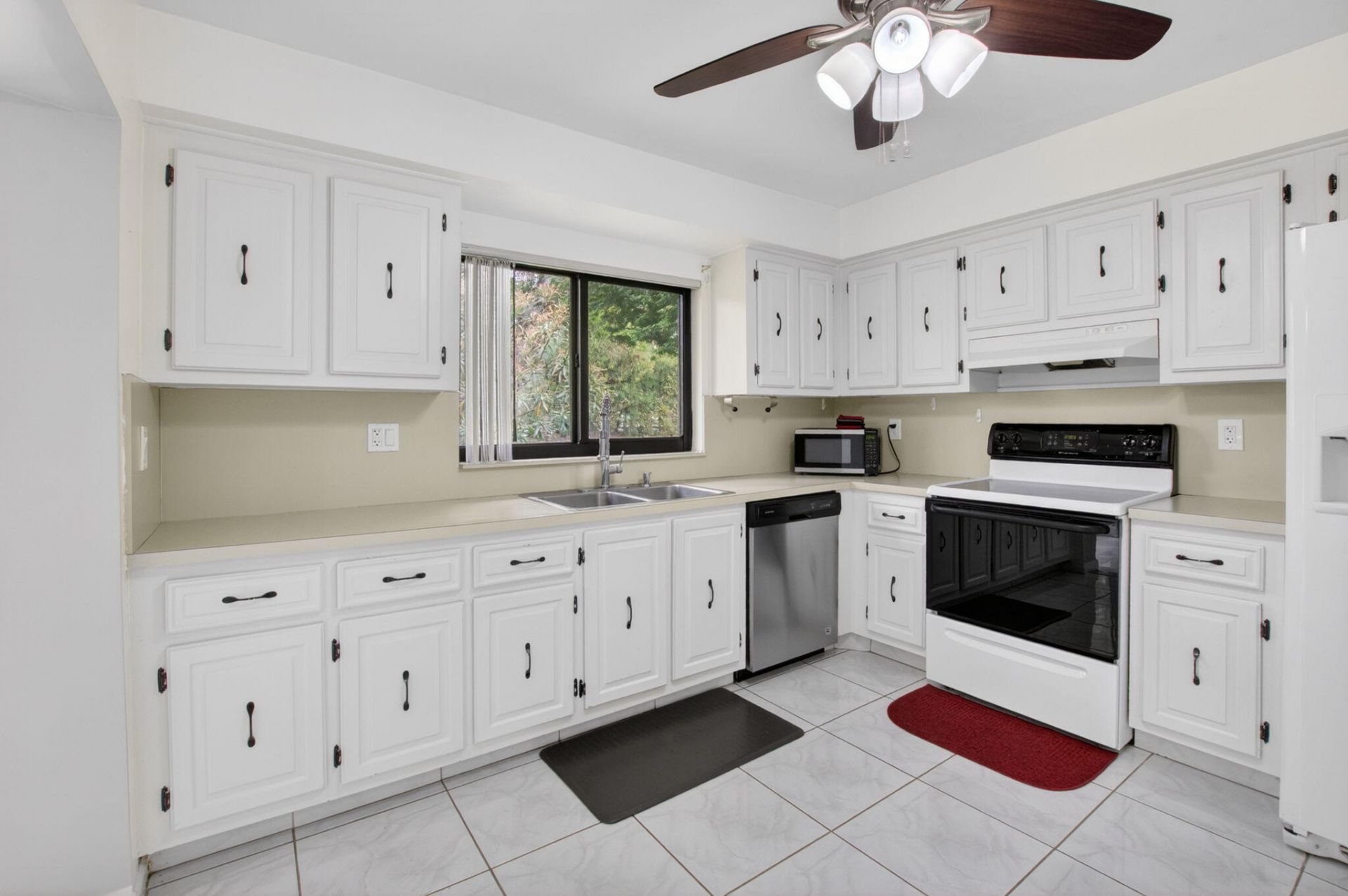 4944 Equestrian Circle, Unit A, Boynton Beach, FL 33436 Photo