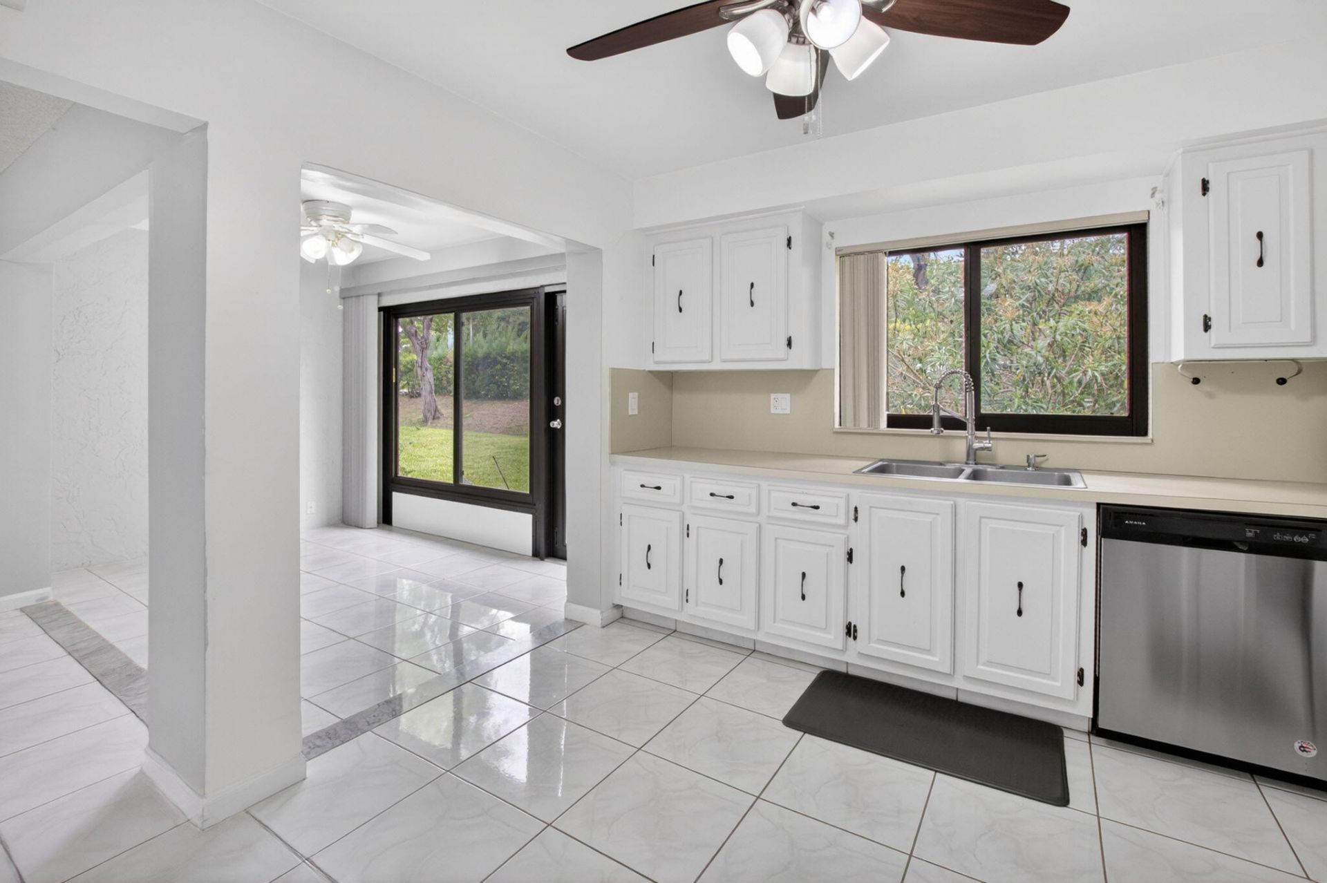 4944 Equestrian Circle, Unit A, Boynton Beach, FL 33436 Photo
