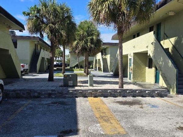 2250 NW 183rd Street, Miami Gardens, FL 33056