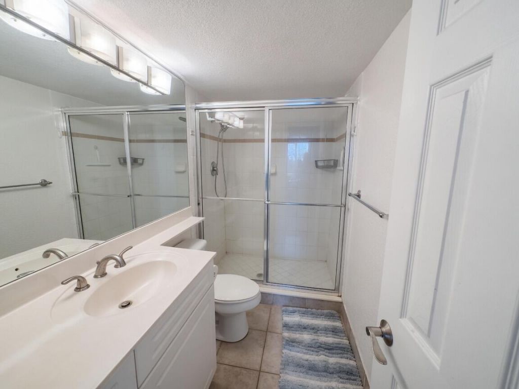 1000 Spanish River Road, Unit 4p, Boca Raton, FL 33432 Photo