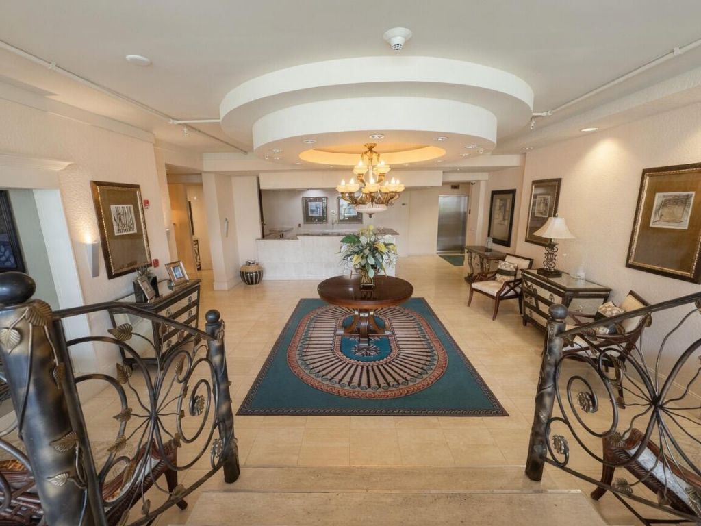 1000 Spanish River Road, Unit 4p, Boca Raton, FL 33432 Photo