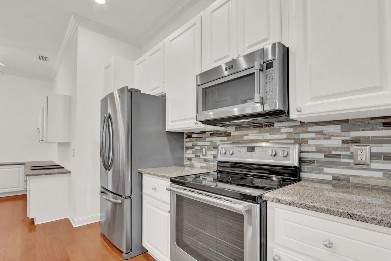 114 Honeysuckle Drive, Jupiter, FL 33458 Photo