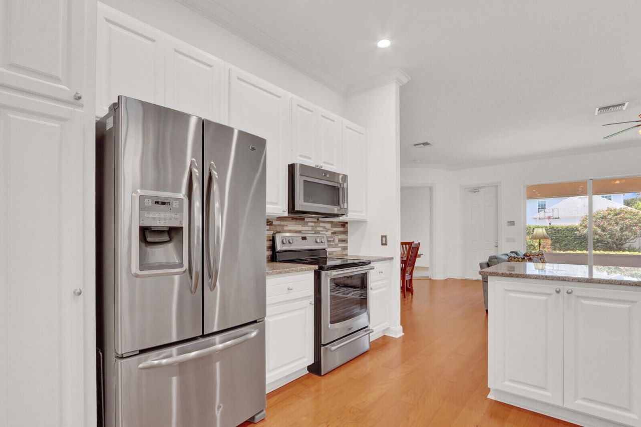 114 Honeysuckle Drive, Jupiter, FL 33458 Photo