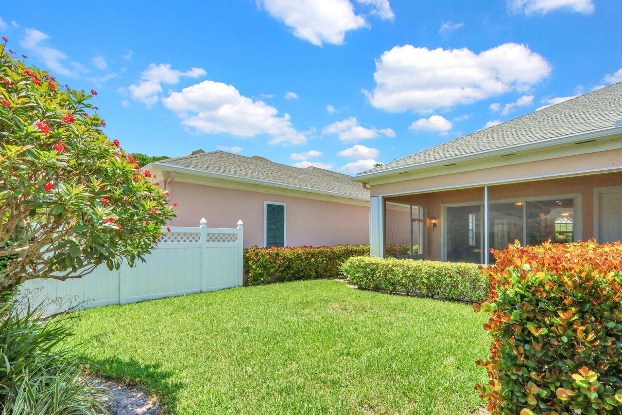 114 Honeysuckle Drive, Jupiter, FL 33458 Photo