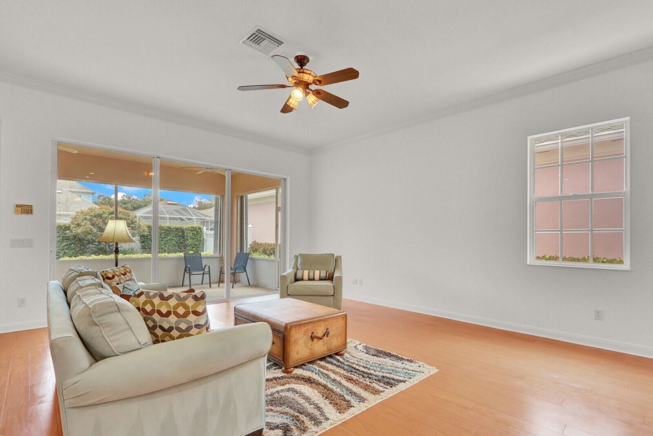 114 Honeysuckle Drive, Jupiter, FL 33458 Photo