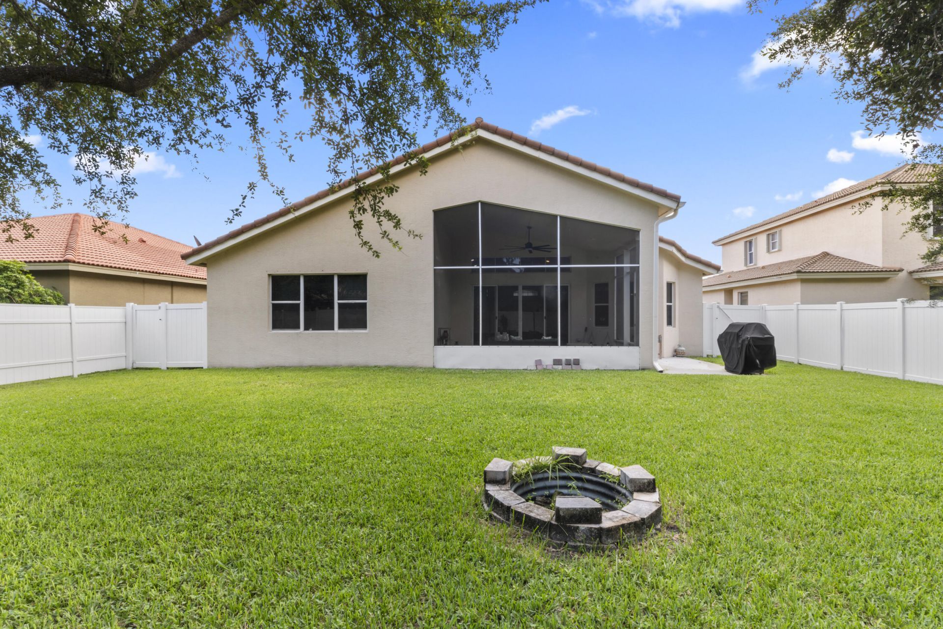4110 Silverstone Drive, Fort Pierce, FL 34947 Photo