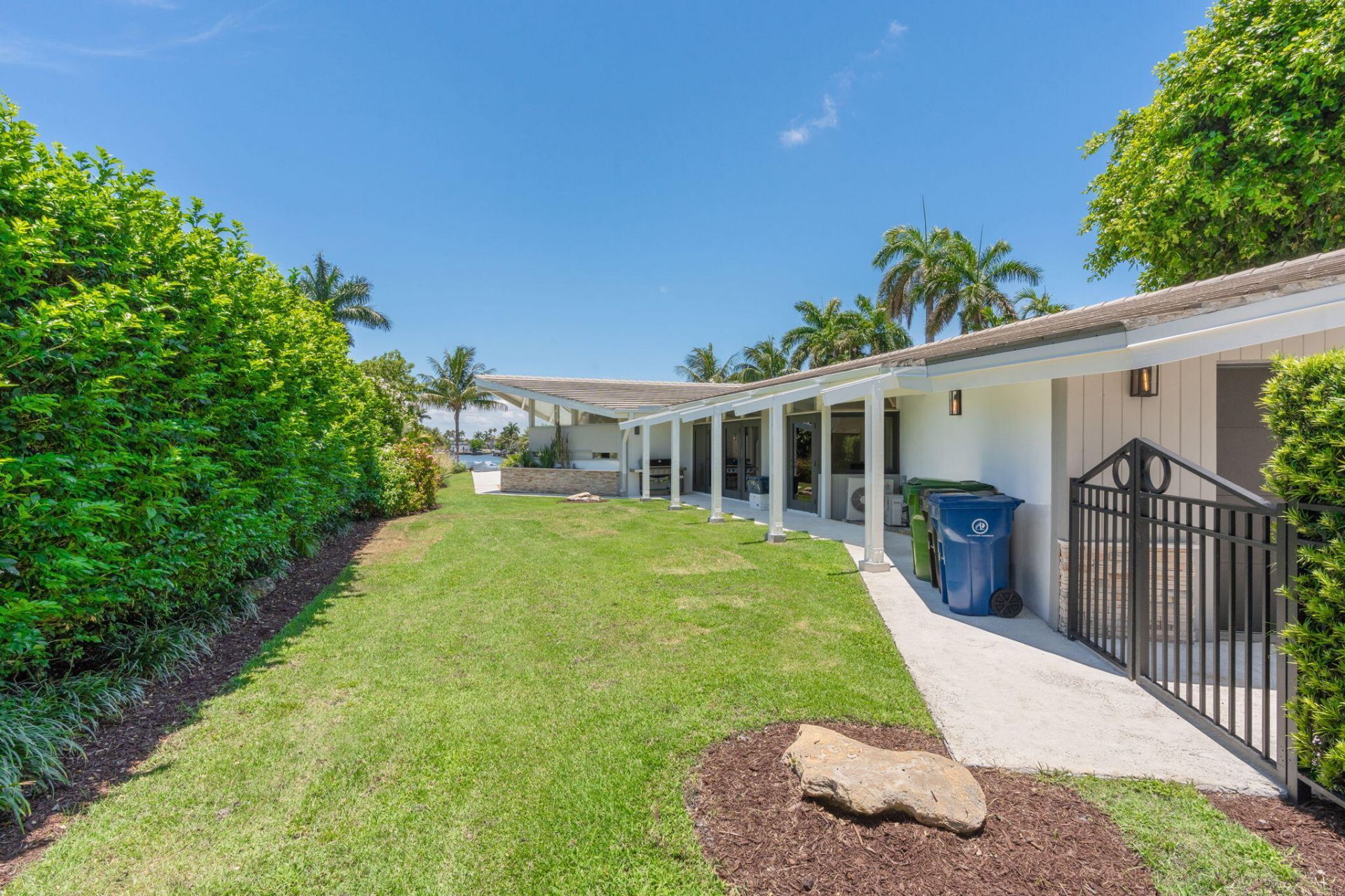 1425 Middle River Drive, Fort Lauderdale, FL 33304 Photo