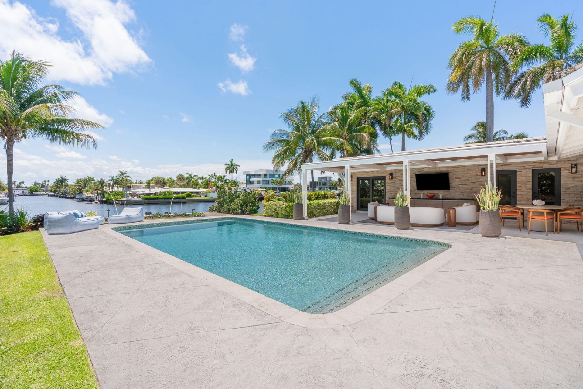 1425 Middle River Drive, Fort Lauderdale, FL 33304 Photo
