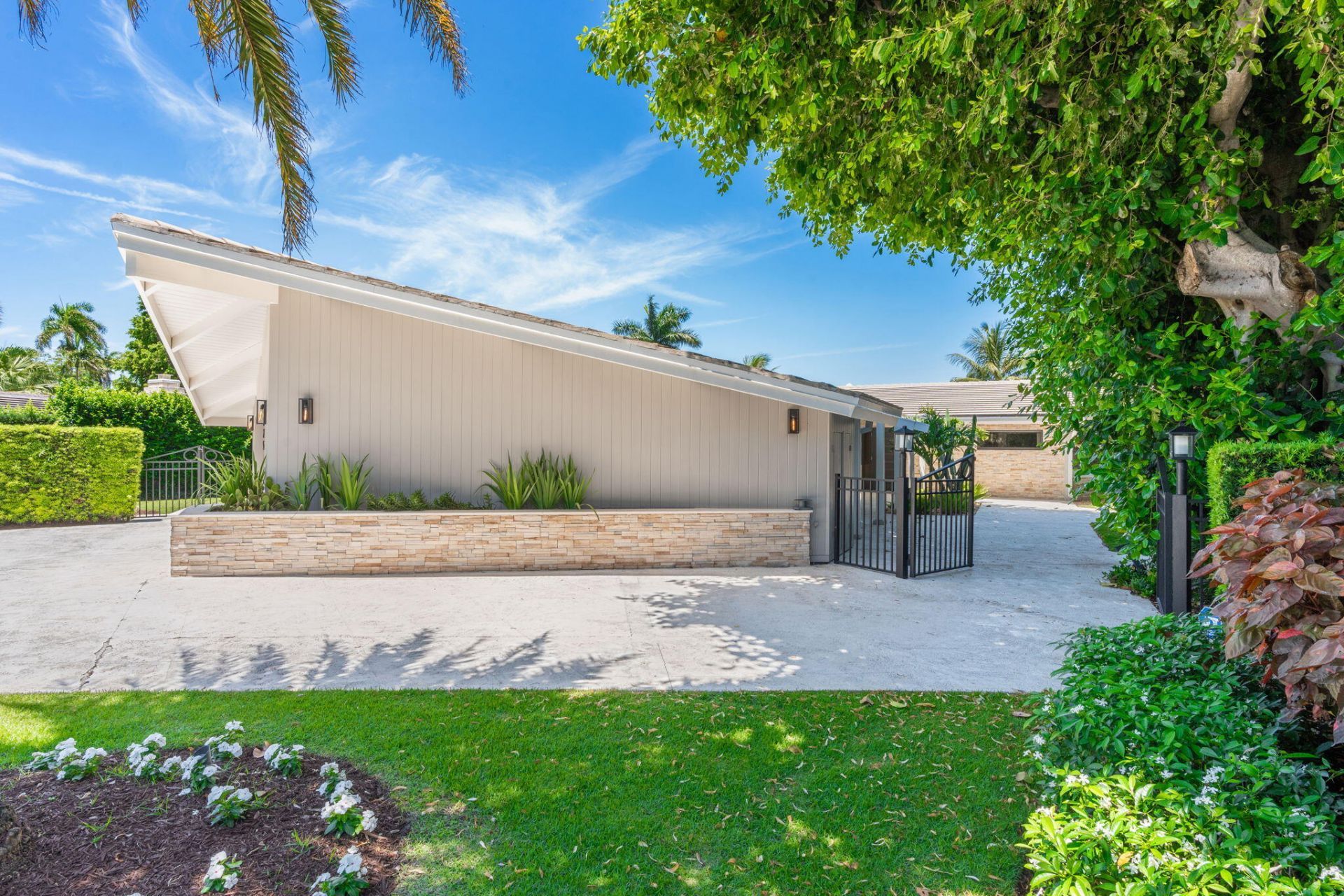 1425 Middle River Drive, Fort Lauderdale, FL 33304 Photo