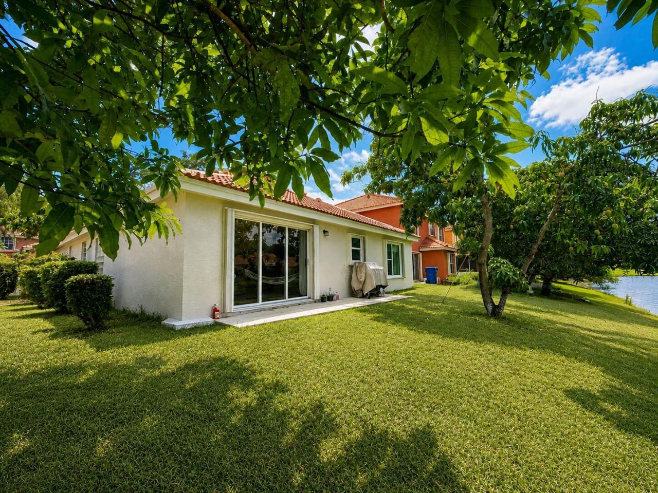 1073 Aspri Way, Riviera Beach, FL 33418 Photo