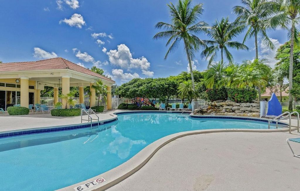1073 Aspri Way, Riviera Beach, FL 33418 Photo