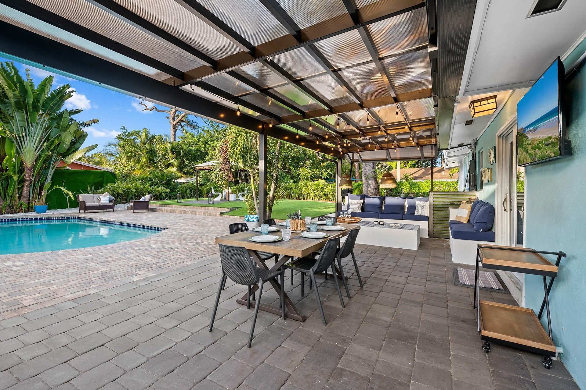 1813 SW 10th Court, Fort Lauderdale, FL 33312 Photo