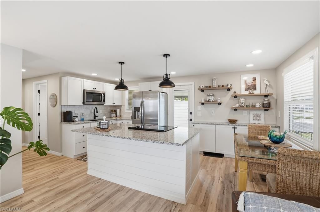 340 Mattie Ave, Fort Myers, FL 33908 Photo