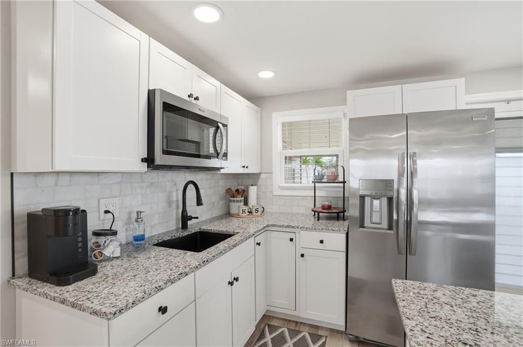 340 Mattie Ave, Fort Myers, FL 33908 Photo