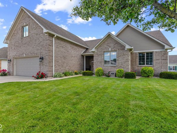 100 Decourcy Lane, Franklin, IN 46131