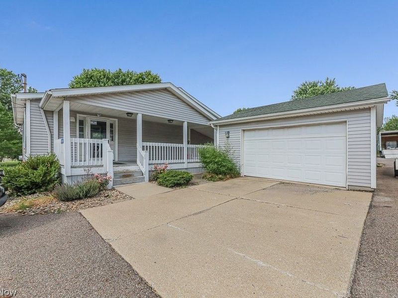 13390 Ravenna Avenue NE, Hartville, OH 44632 Photo 29