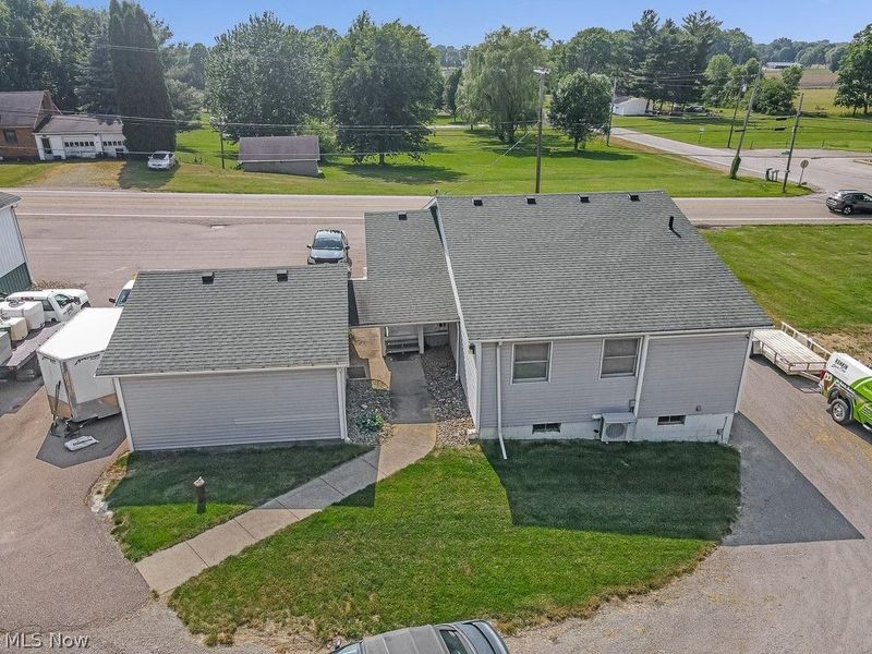 13390 Ravenna Avenue NE, Hartville, OH 44632 Photo 3