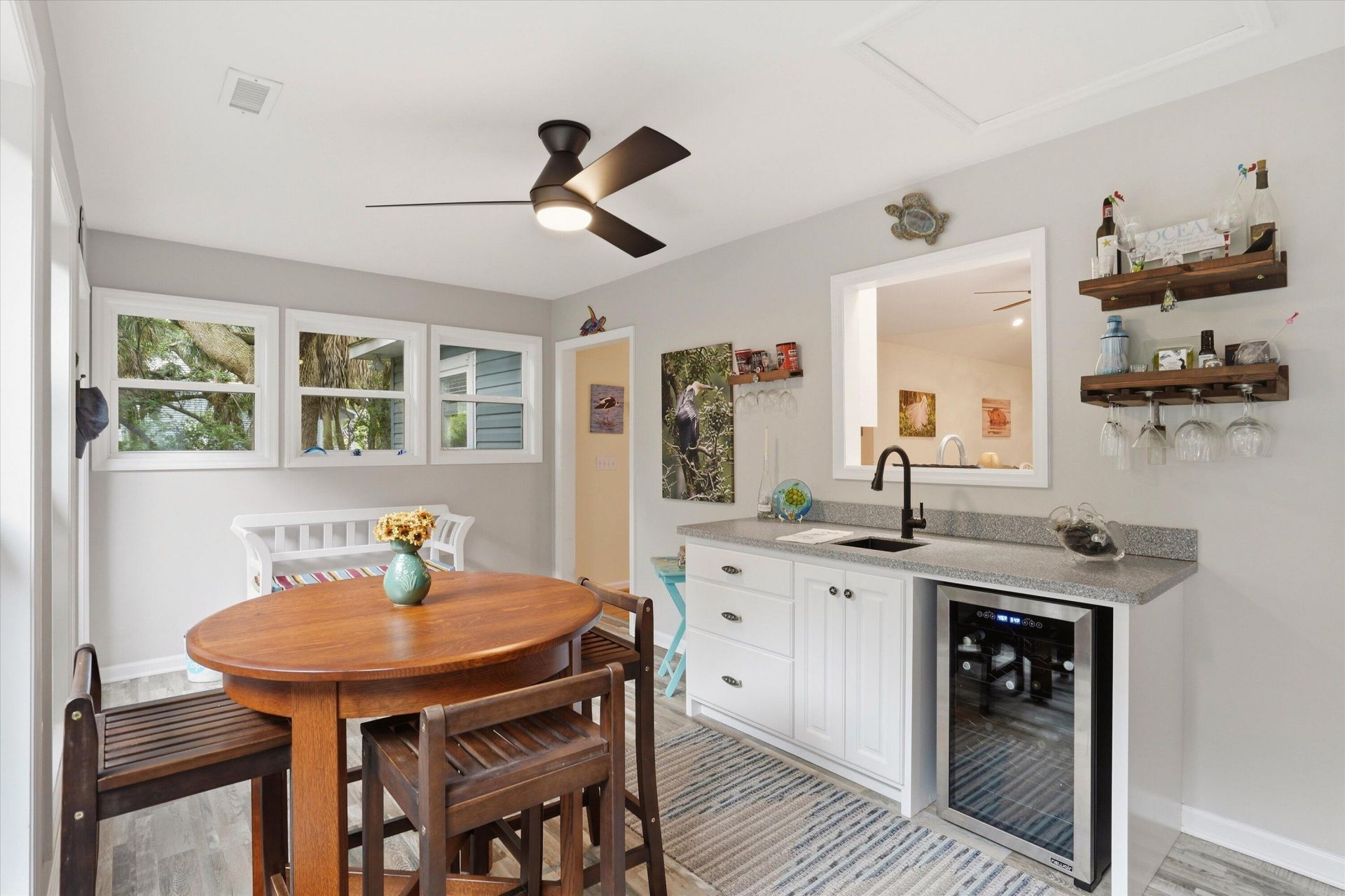 609 Dolphin Road Photo 11
