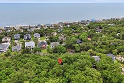 609 Dolphin Road photo 4
