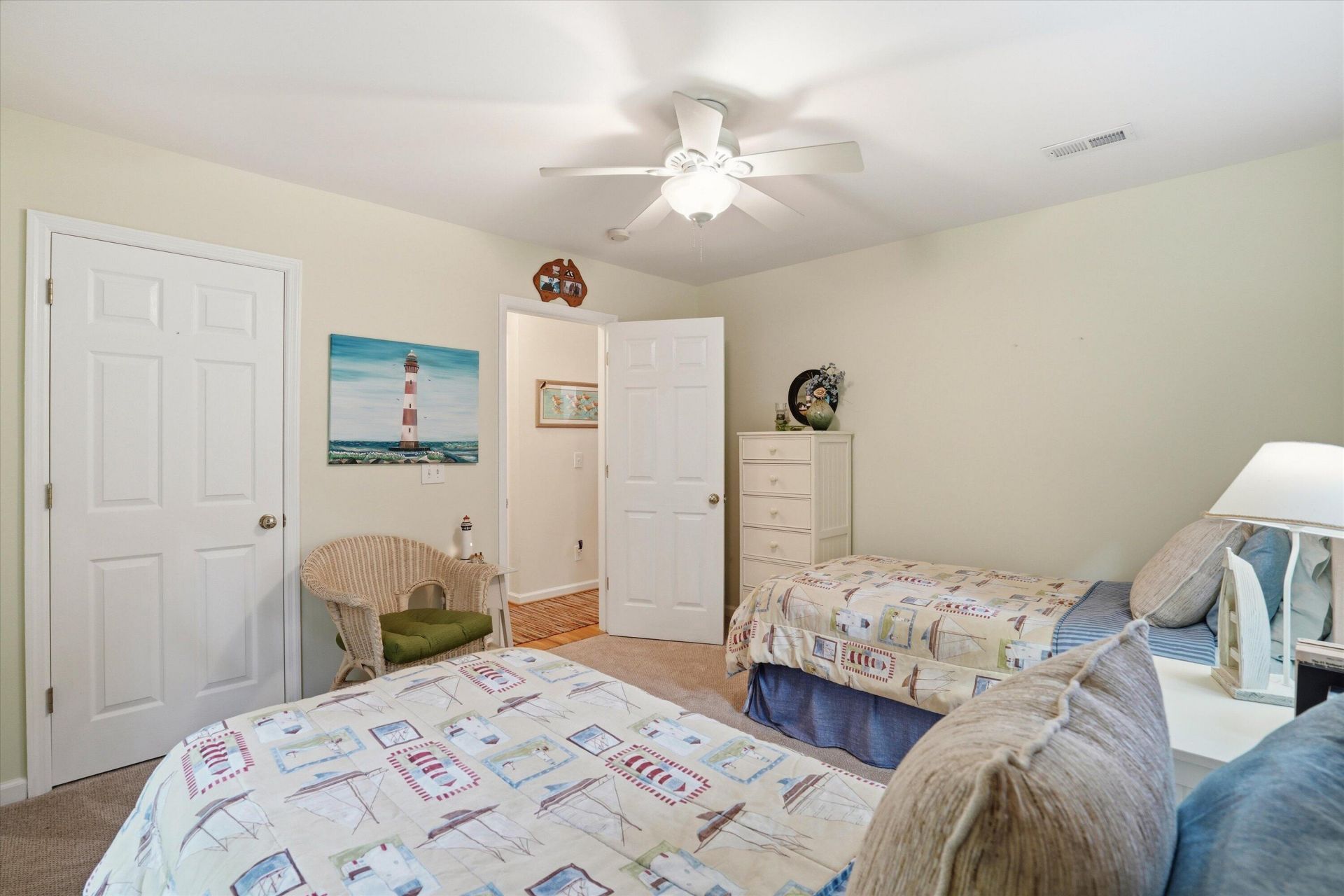 609 Dolphin Road Photo 31