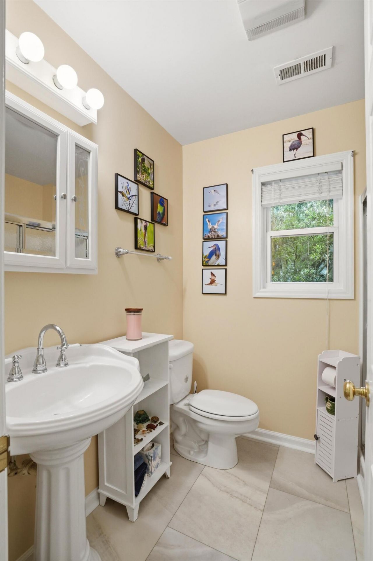 609 Dolphin Road Photo 32