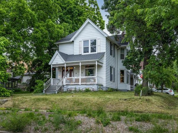 133 10th Street, Baraboo, WI 53913