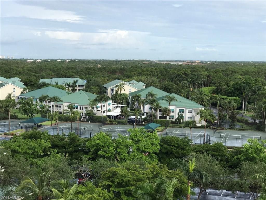 425 Cove Tower Dr , Unit 902, Naples, FL 34110 Photo