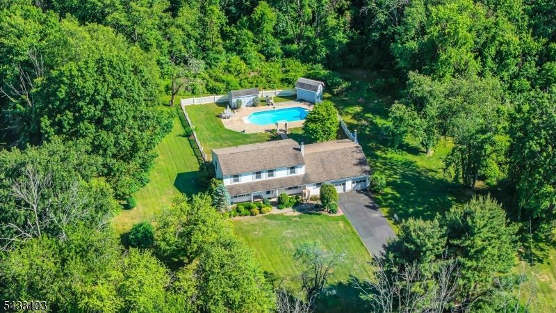 70 Lake Pochung Rd, Vernon, NJ 07461 Main Photo