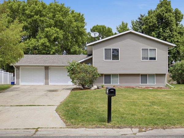 3022 14th Avenue S, Moorhead, MN 56560