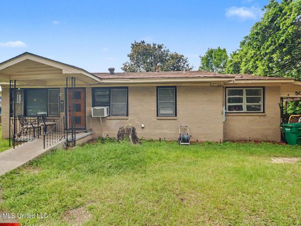 5012 Old Pass Road, Gulfport, MS 39501