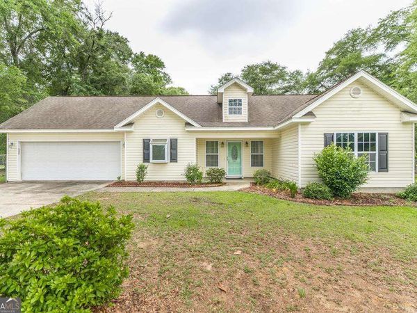 390 Eastman Highway, Hawkinsville, GA 31036