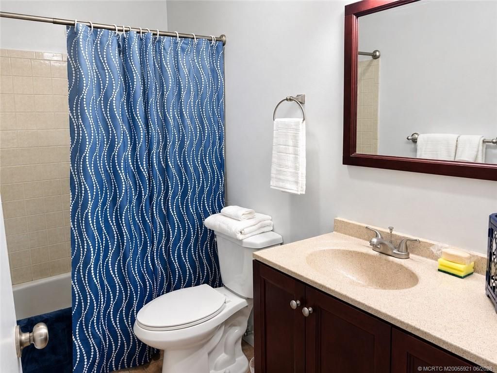 615 NW Oleander Street, Unit 202, Stuart, FL 34994 Photo