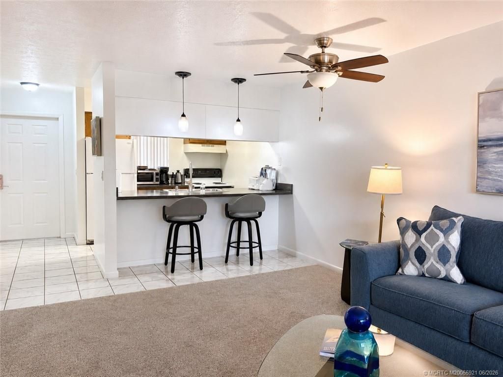 615 NW Oleander Street, Unit 202, Stuart, FL 34994 Photo