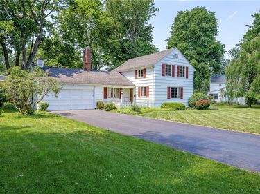 33 Irving Road, Rochester, NY 14618