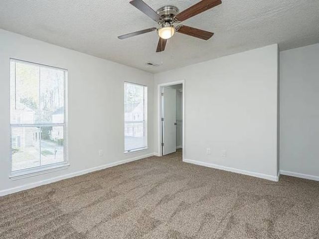 137 St Phillips Row Photo 8