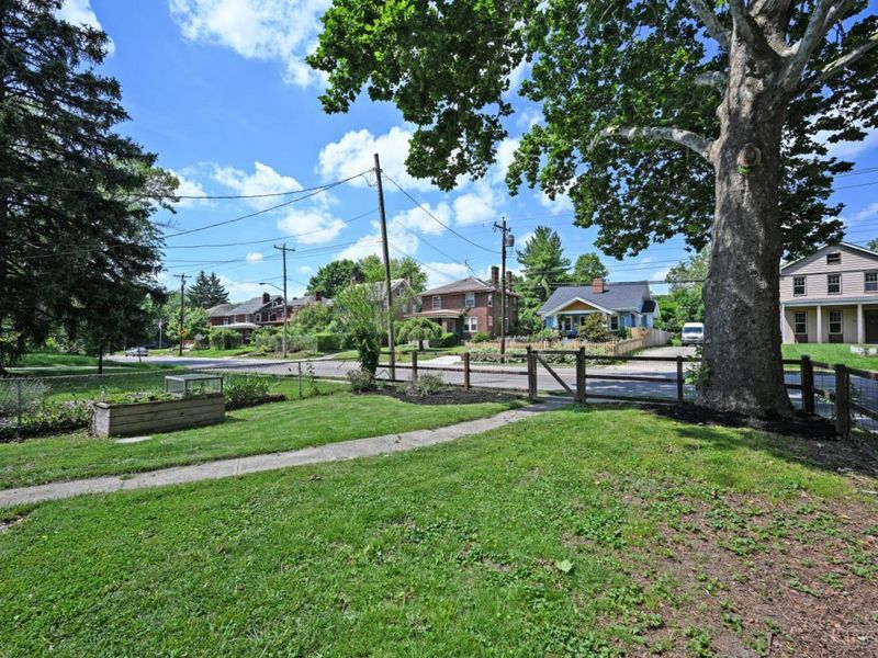 4652 Hamilton Avenue, Cincinnati, OH 45223 Photo 11