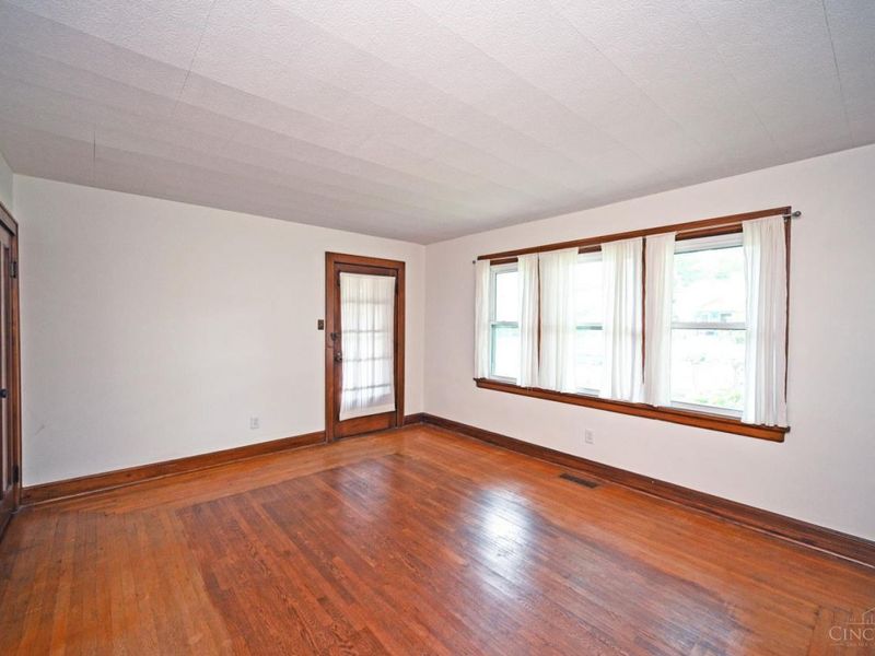 4652 Hamilton Avenue, Cincinnati, OH 45223 Photo 15