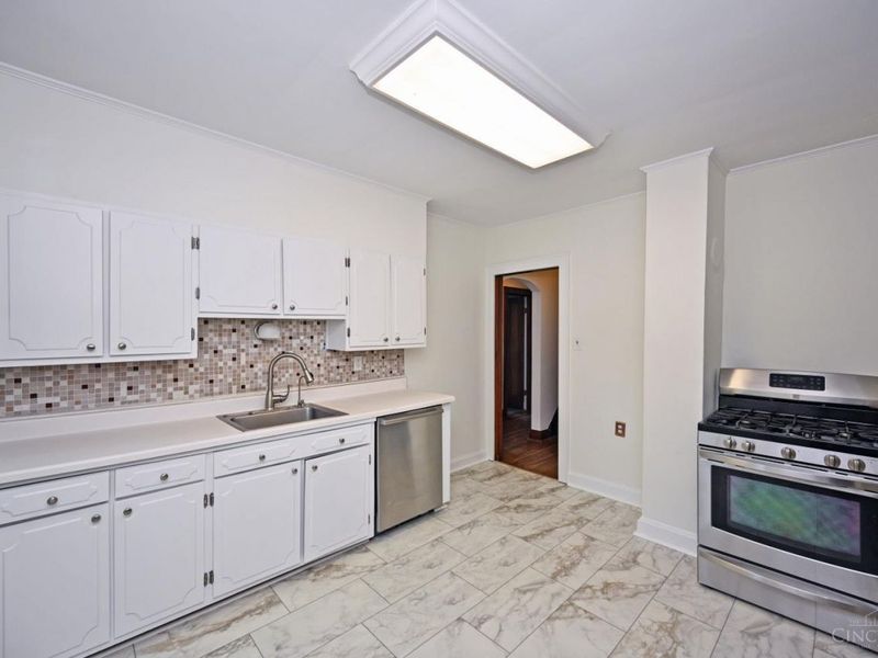 4652 Hamilton Avenue, Cincinnati, OH 45223 Photo 21