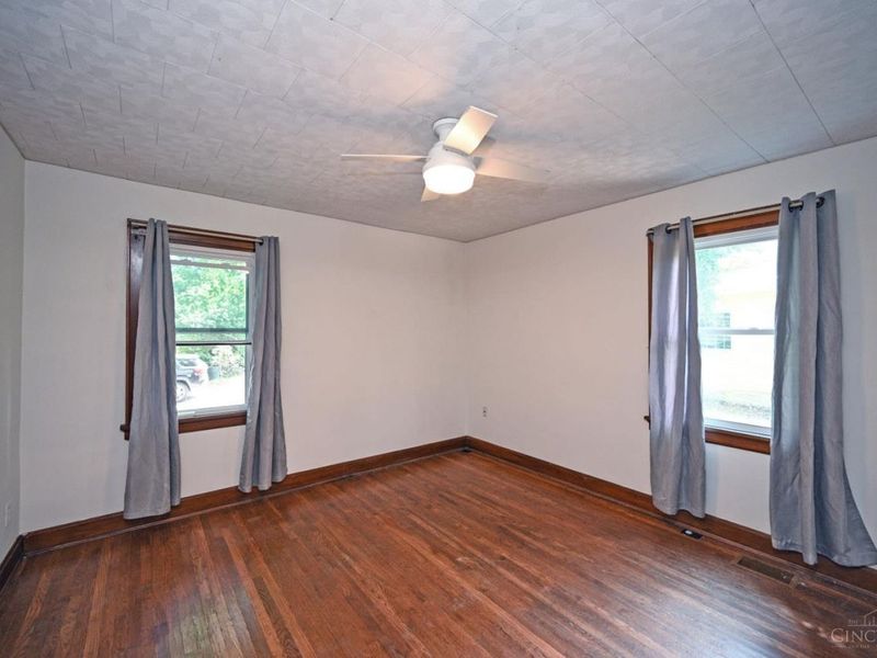 4652 Hamilton Avenue, Cincinnati, OH 45223 Photo 29