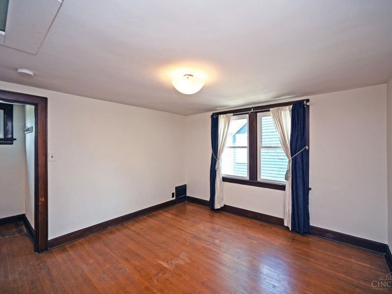 4652 Hamilton Avenue, Cincinnati, OH 45223 Photo 45