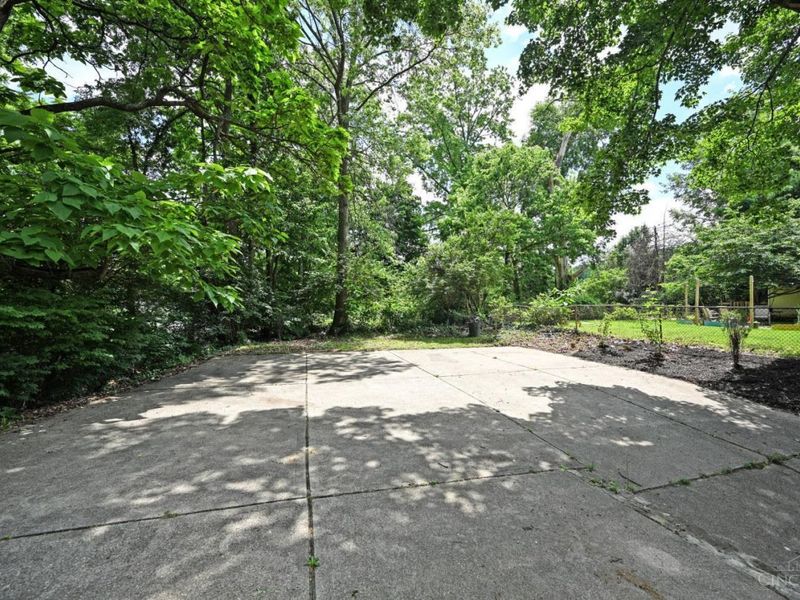 4652 Hamilton Avenue, Cincinnati, OH 45223 Photo 49