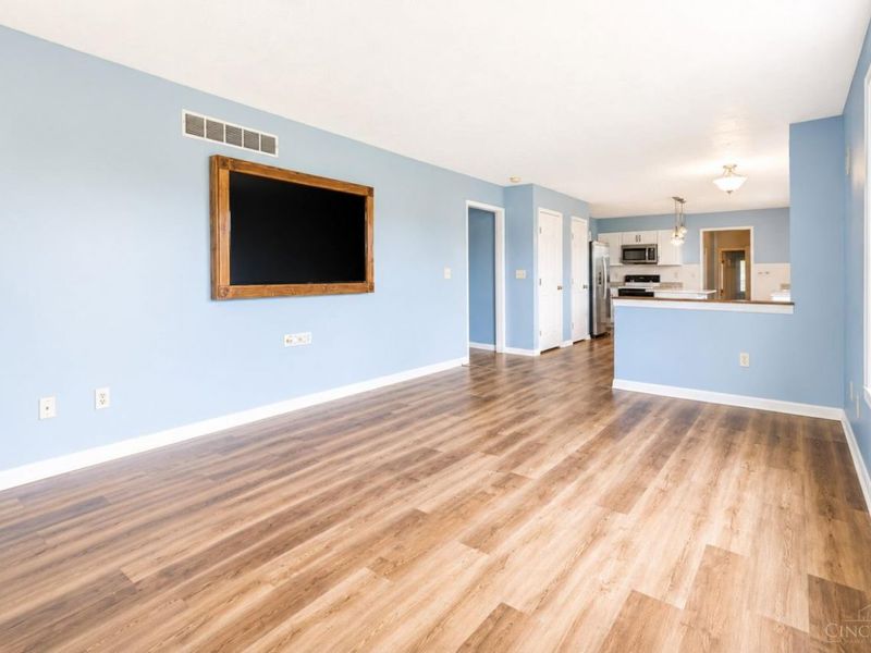 5664 Oakview Terrace, Liberty Township, OH 45011 Photo 10