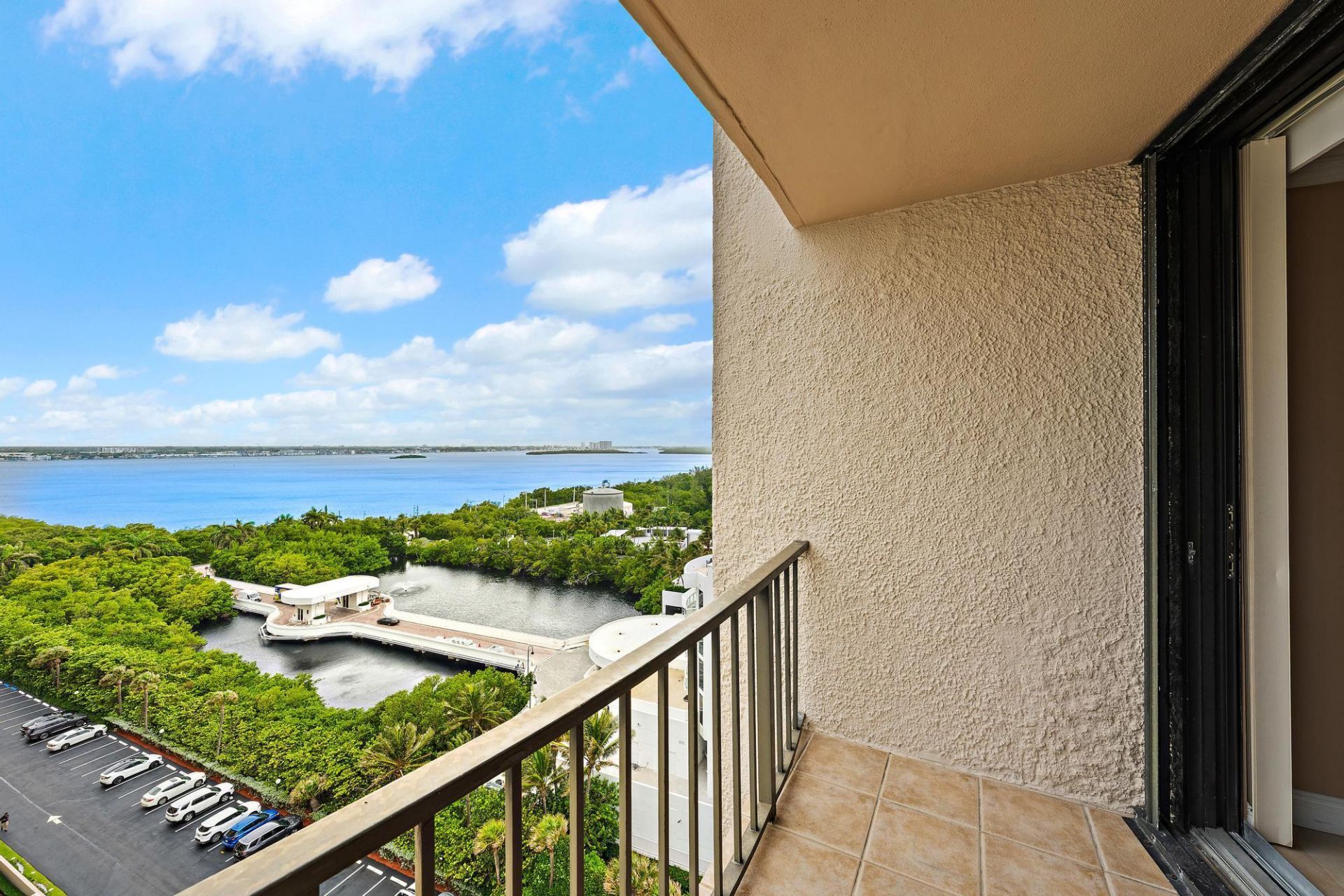 4200 N Ocean Drive, Unit 1-1404, Singer Island, FL 33404 Photo